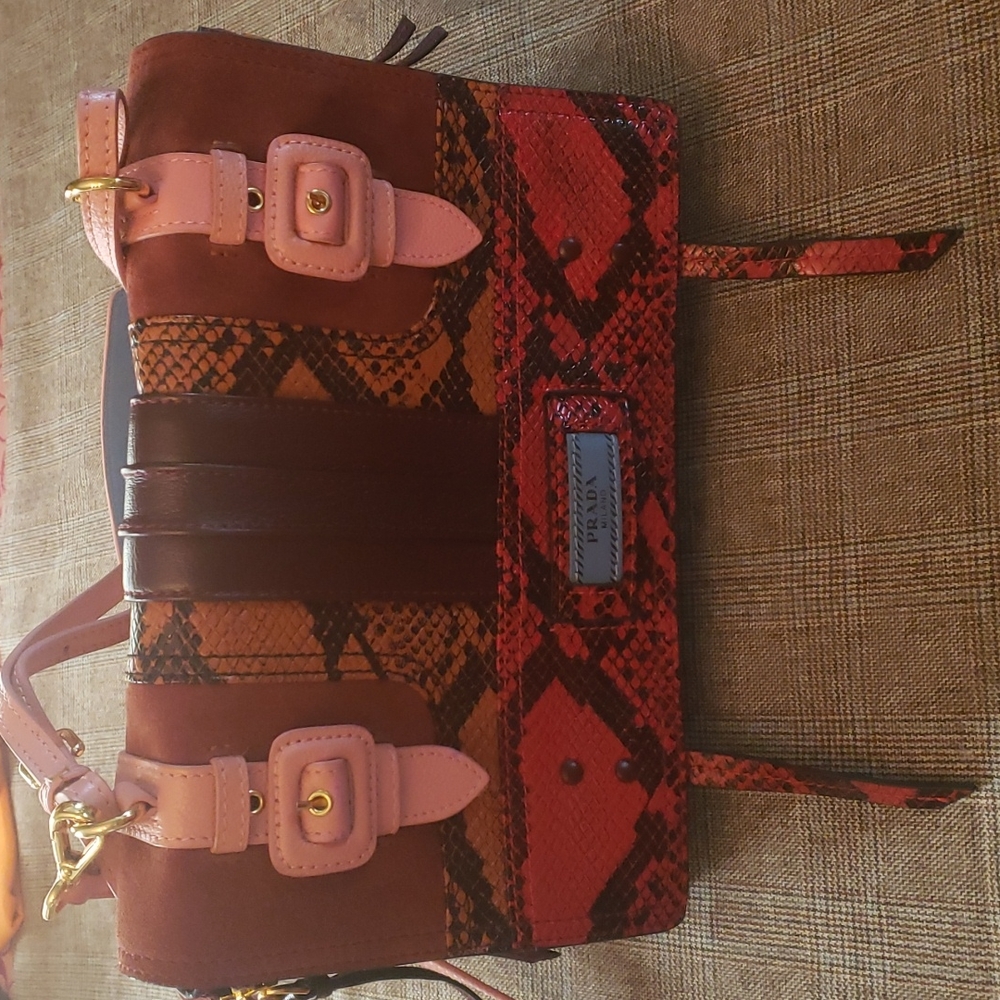 FASHIONISTA PRADA - Picture 5 of 16